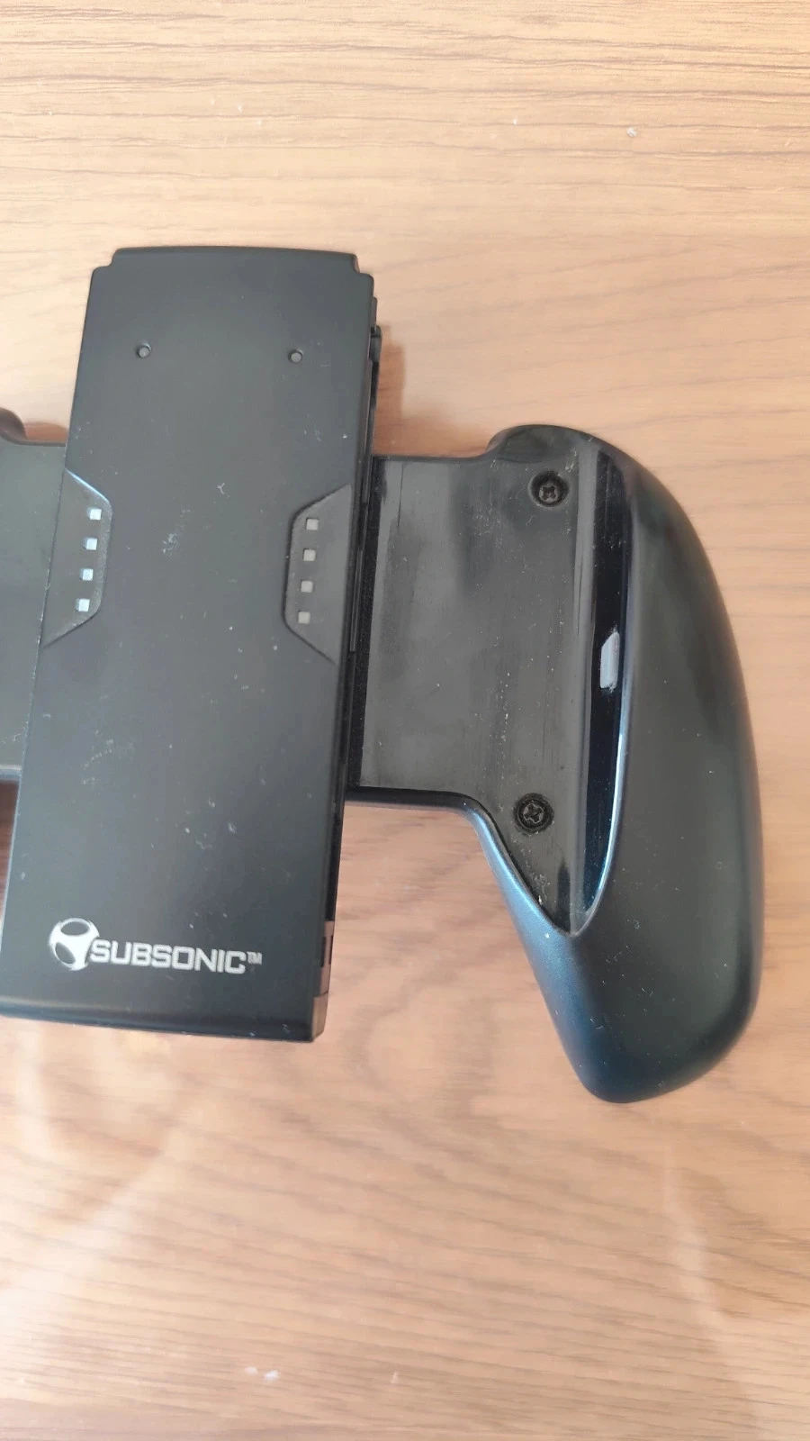Subsonic Nintendo Switch Joycon Controller / Stand – photo 4